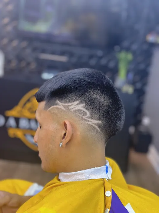 D A Barbershop Picture 8