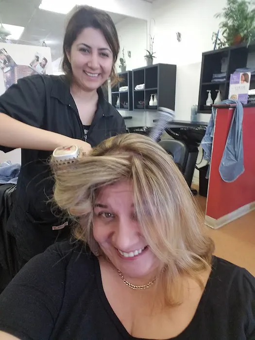Jacky's Salon Picture 9