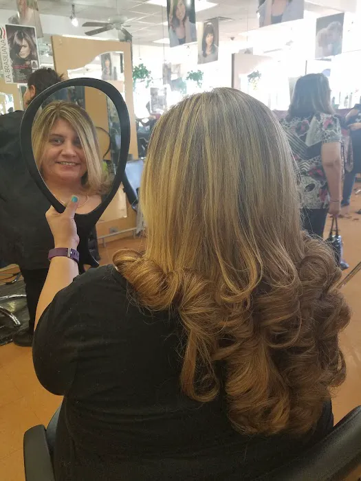 Jacky's Salon Picture 4