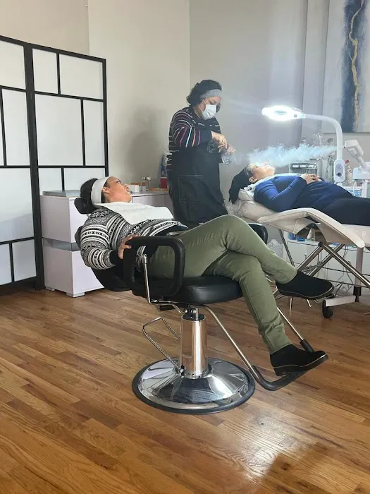 Masih hair salon Picture 4