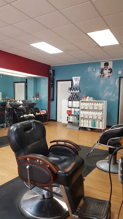 Robin Hood Salon Picture 1