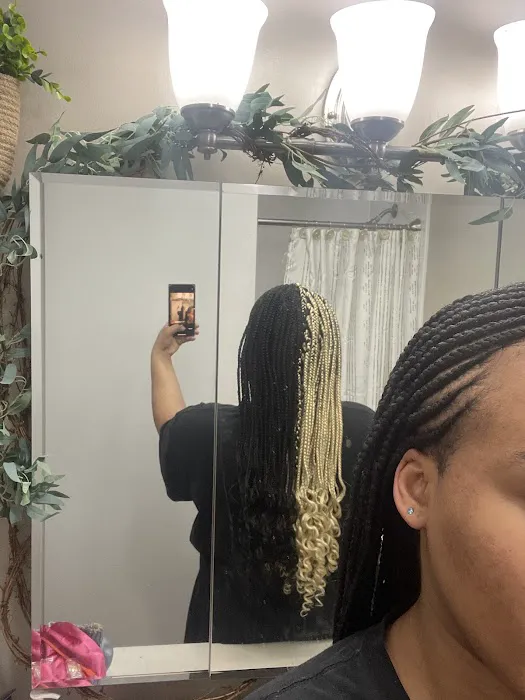 Labylayo African Hair Braiding Picture 1