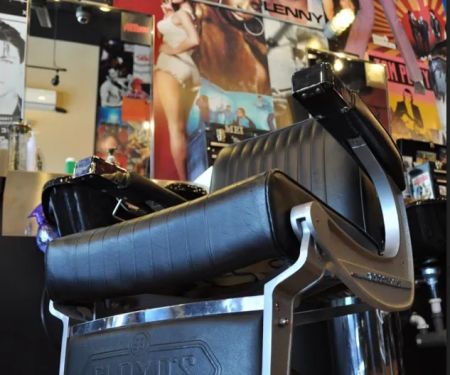 Floyd's 99 Barbershop