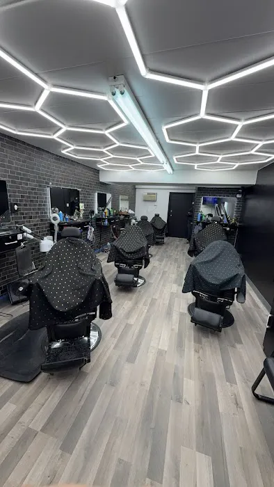 Fine Line Barber Lounge No1 Picture 7