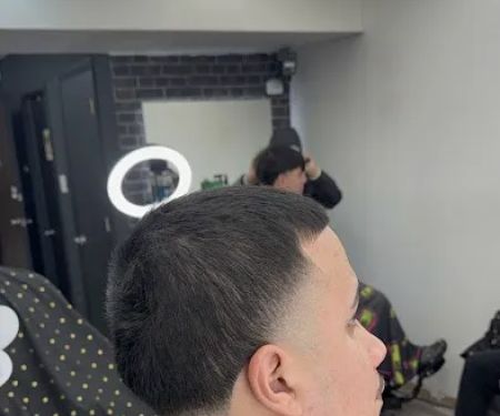Fine Line Barber Lounge No1
