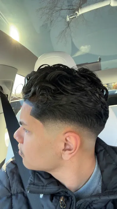 Fine Line Barber Lounge No1 Picture 3