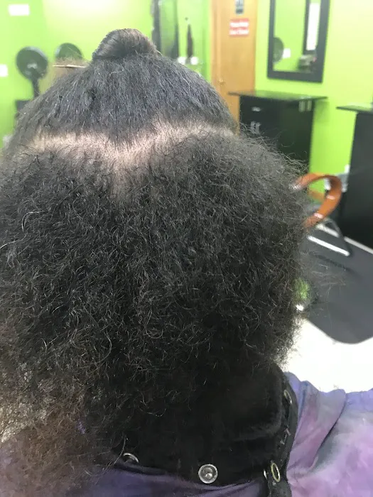 MZ. LA HAIR STUDIO Picture 5