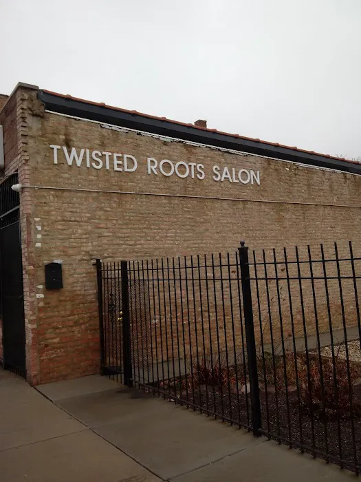 TWISTED ROOTS SALON Picture 4