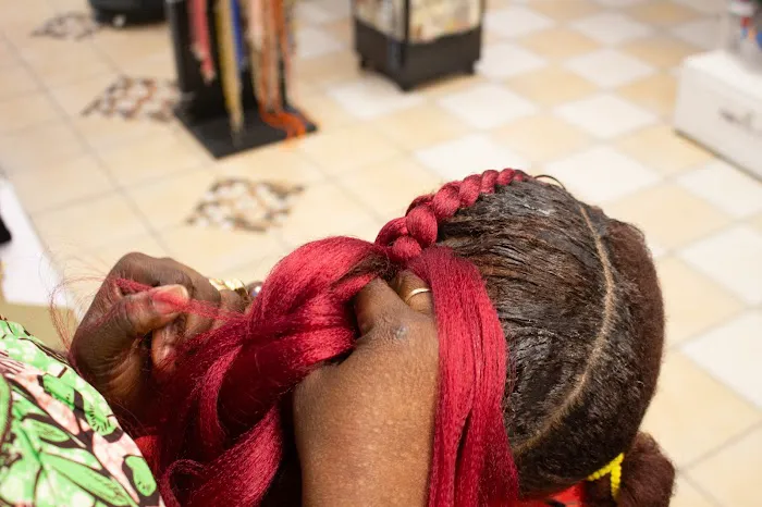 Madelina Paradis African Hair Braiding Picture 5