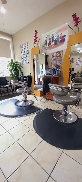 Martha's Family Hair Cut Inc. Picture 4
