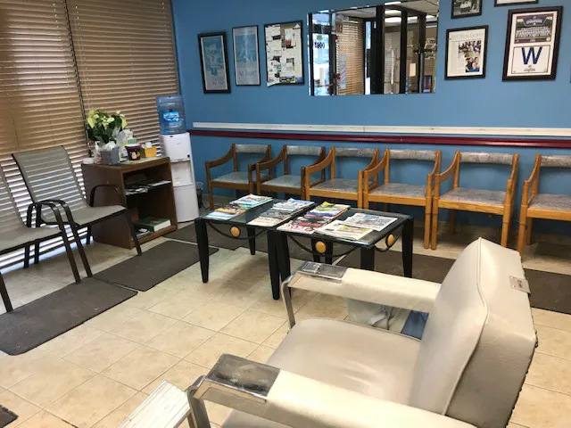 Victorio's Barber Shop Picture 4