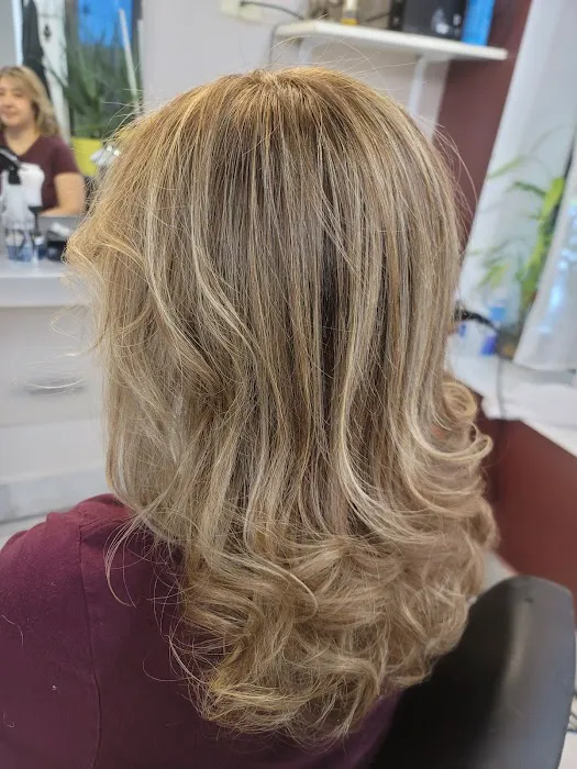 Hope hair & Nail Studio Picture 10