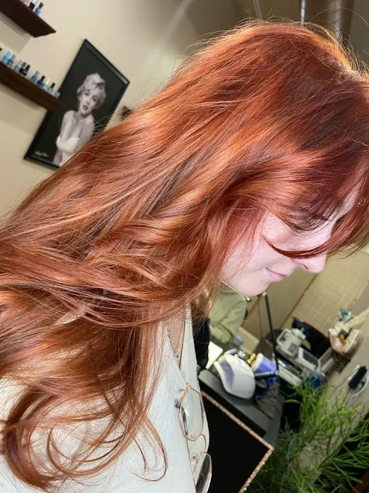 Caroline's Hair Design Picture 1