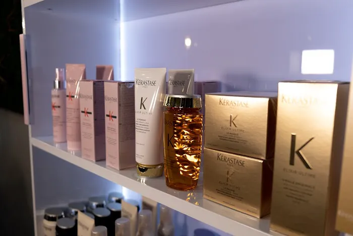 Elevate Salon Picture 5