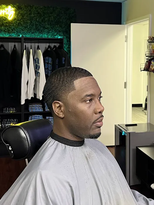 Bizzy Cutz Picture 3