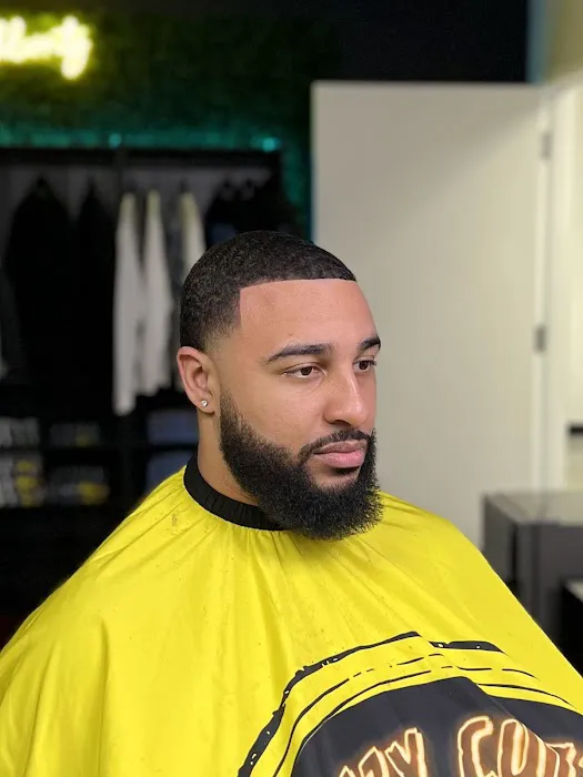 Bizzy Cutz Picture 6