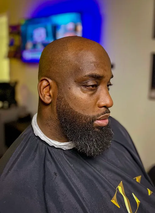 Bizzy Cutz Picture 5