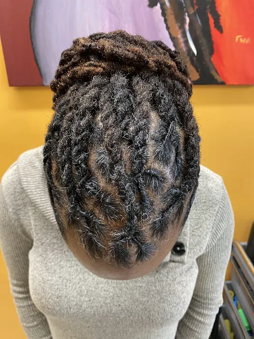 Love Locs Just Natural Hair Salon Picture 9