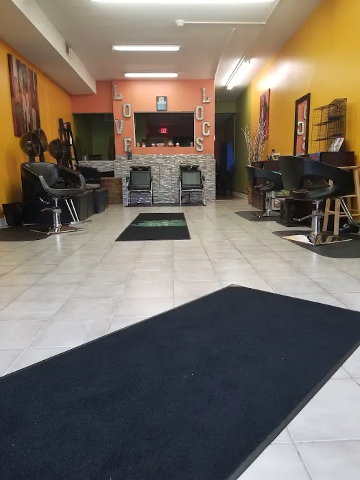Love Locs Just Natural Hair Salon Picture 4