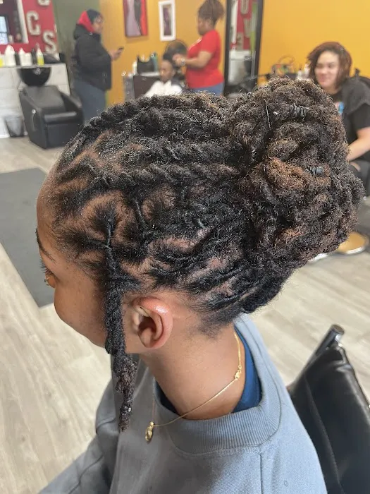 Love Locs Just Natural Hair Salon Picture 8
