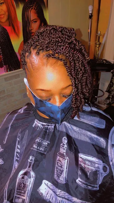 Zaina African Hair braiding Picture 7