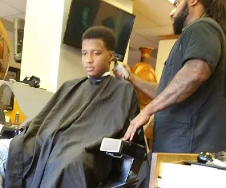 Cruzial Kuts Barber Shop & Salon
