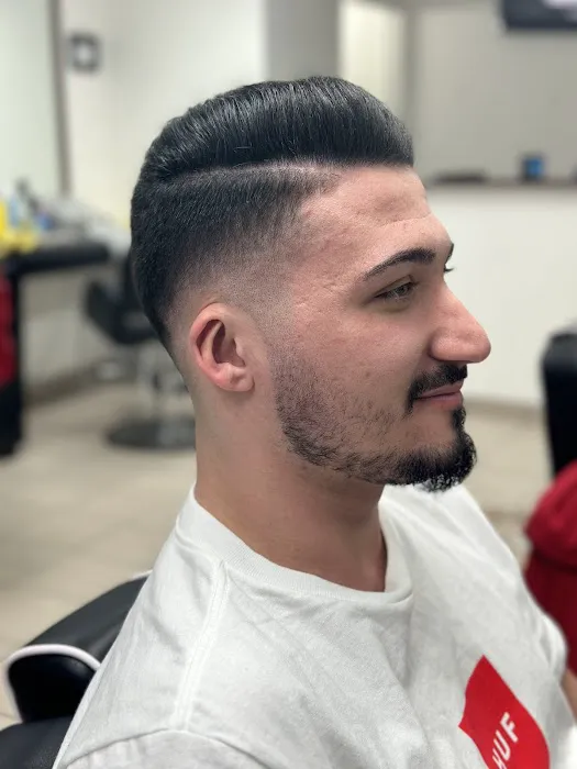 Studio 4 Hair Picture 1