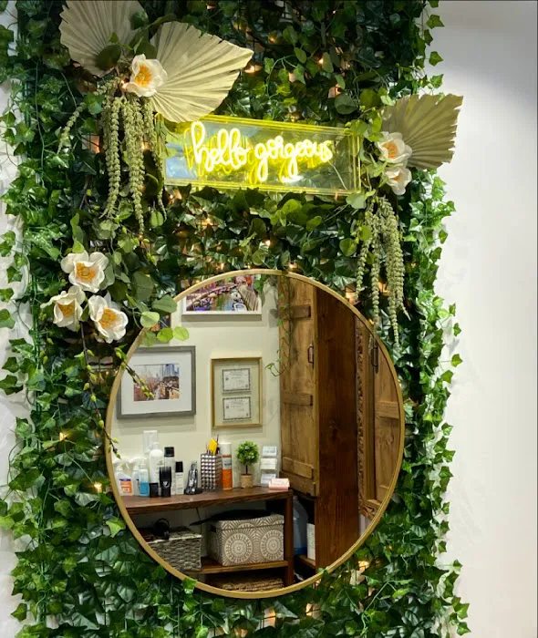 Salon Ten 71 Picture 5