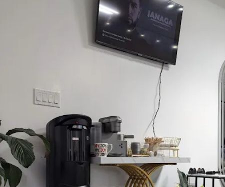 ELÉGANCE BEAUTY SALON