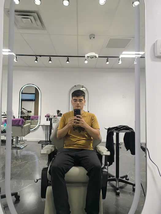 ELÉGANCE BEAUTY SALON Picture 10