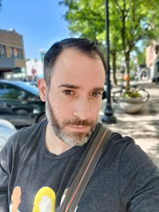 Lincoln Square Barbershop Picture 9