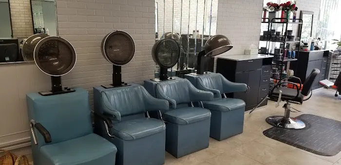 Andy's Salon & Barber Shop Picture 6