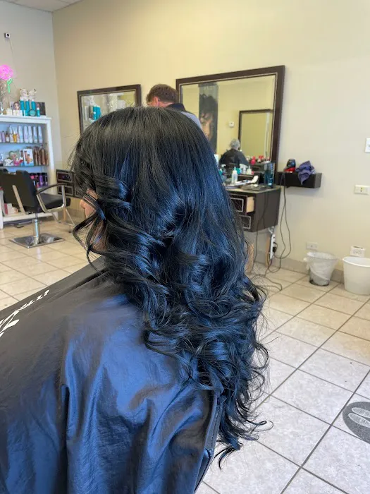 Portage Park Family Hair Care Picture 3