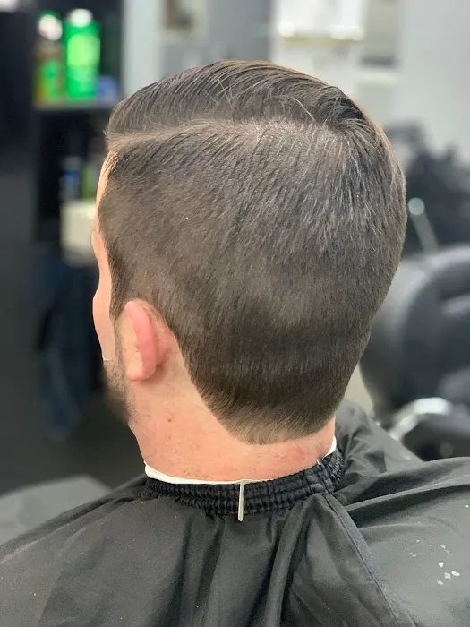 Blades Hair Design Picture 9