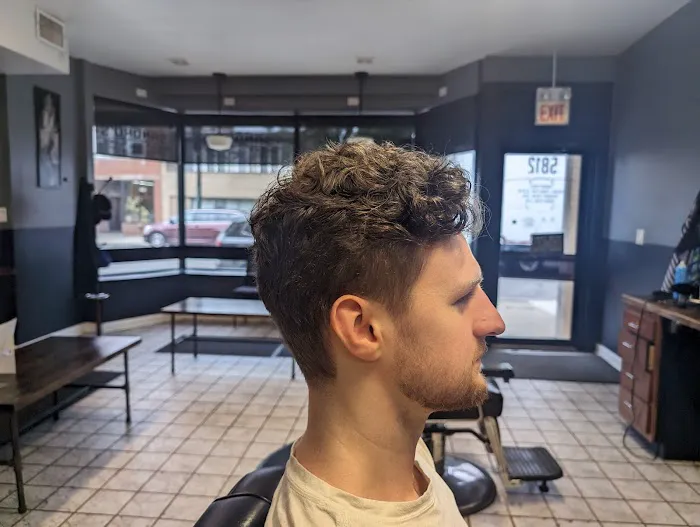 Sandro's Barber Shop Picture 2