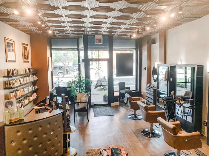 RK Salon Picture 1