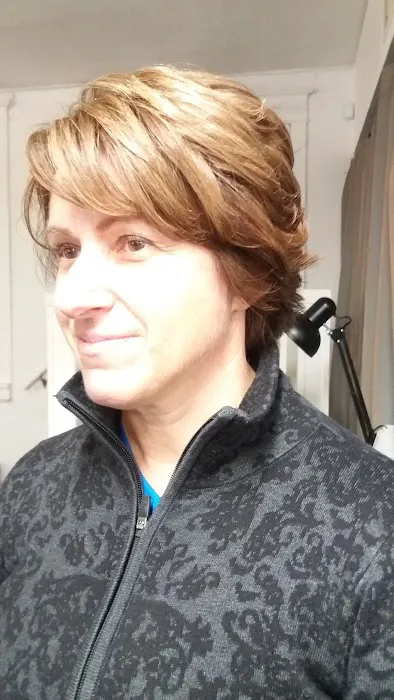 Charbella Salon Picture 6
