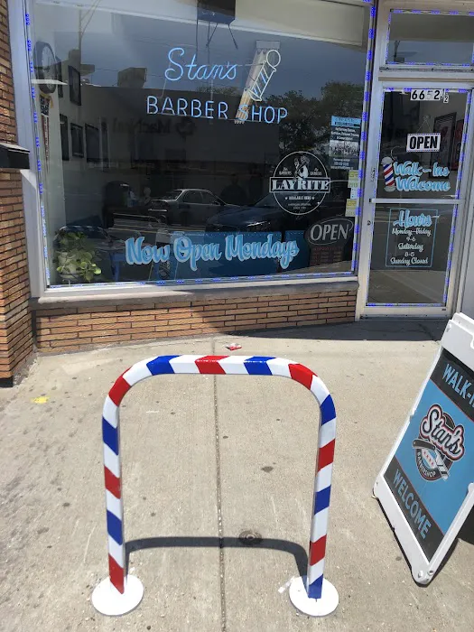 Stan's Barber Shop Picture 10