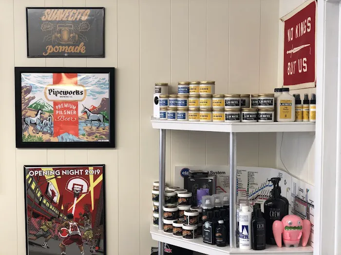 Stan's Barber Shop Picture 7