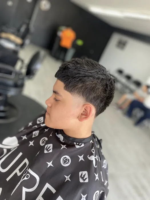 Kangu fades barber shop Picture 4