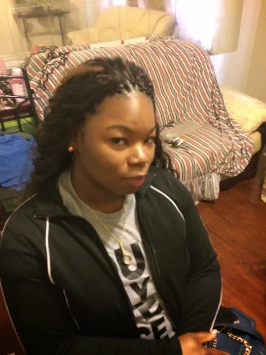 Honey's Braid N Weave Picture 3