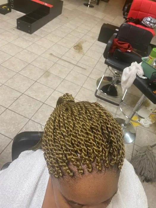 Unique braids Picture 7