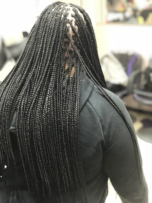 Iman Hair Braiding Salon Picture 4