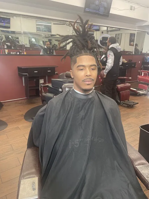 Que Moneyy cutz Picture 10