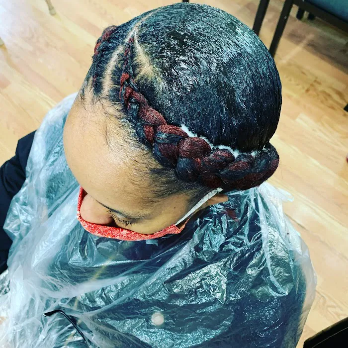 Louise's African Hair Braiding Salon Picture 9