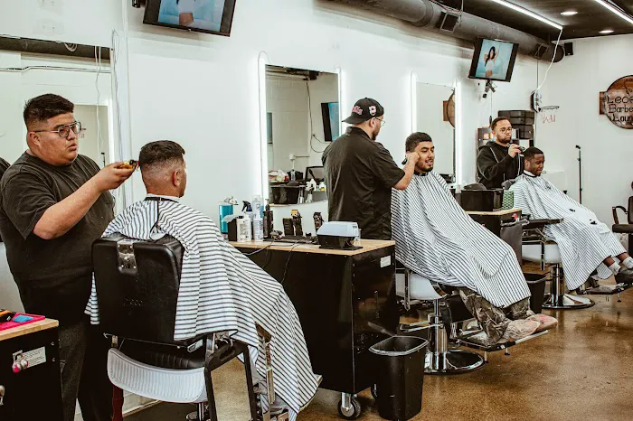 Leo’s Barber Lounge Picture 8