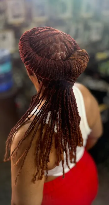 Livepretty and Illuminate salon Picture 8