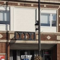 KUT'EM UP BARBER & BEAUTY SALON ico