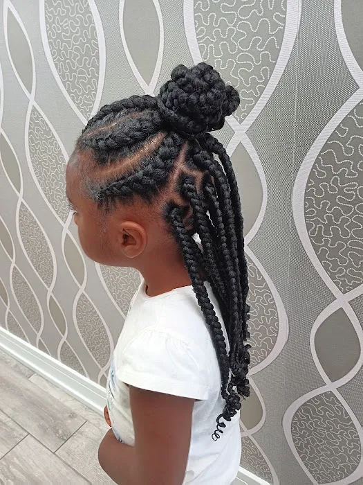 Express Hair Braiding Picture 6