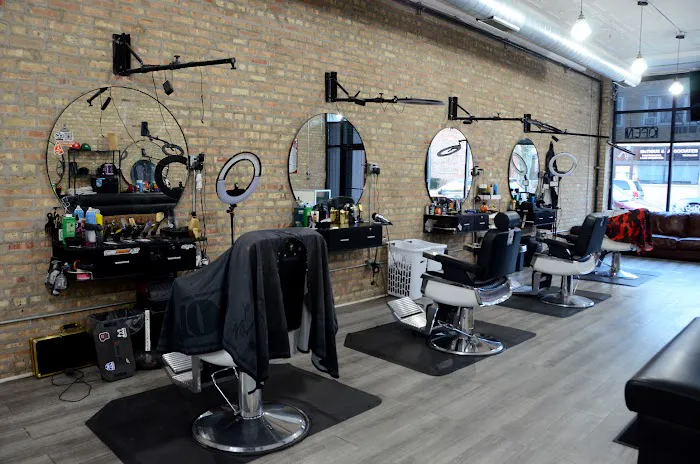 Essential Cutz - Hair Salon Chicago Picture 6